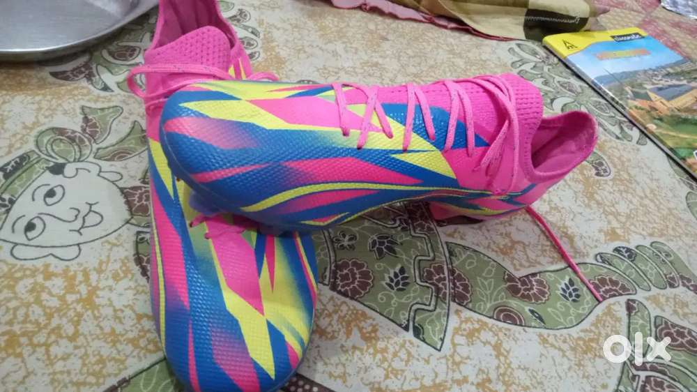 Football shoes