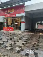 Commercial building for rent