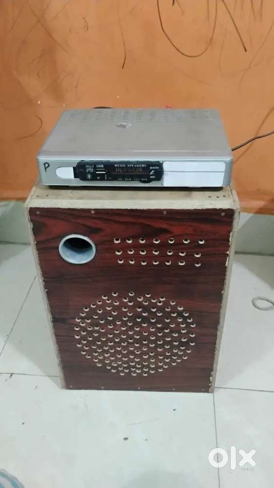home theater , 8 inch speaker and amplifier
