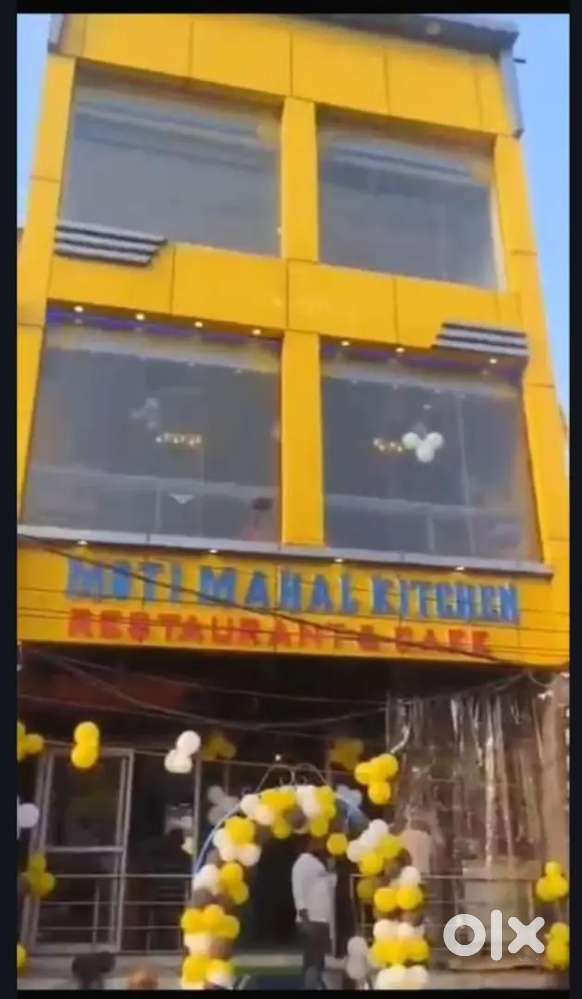 A space for commerical use like office,shop,beauty parlour