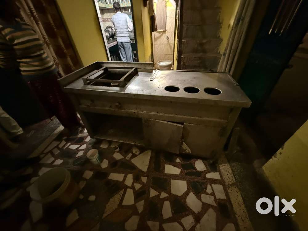 Counter for momos  with gas inbuilt