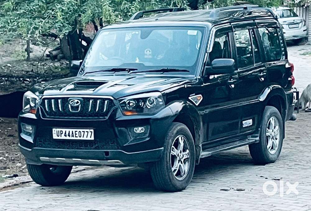 Mahindra Scorpio s10 2015 Diesel 135000 Km Driven