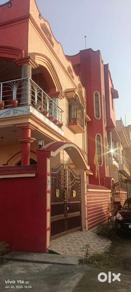 Well furnished independent bunglow ready to sell