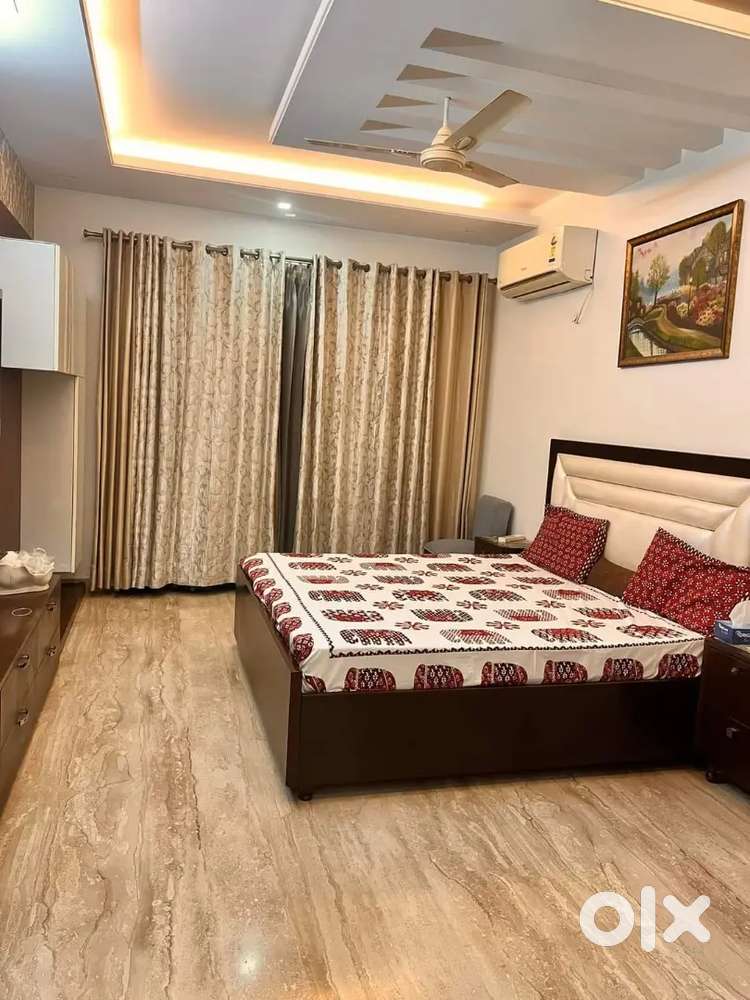 AKKULAM: 3 BHK FLAT FOR SALE