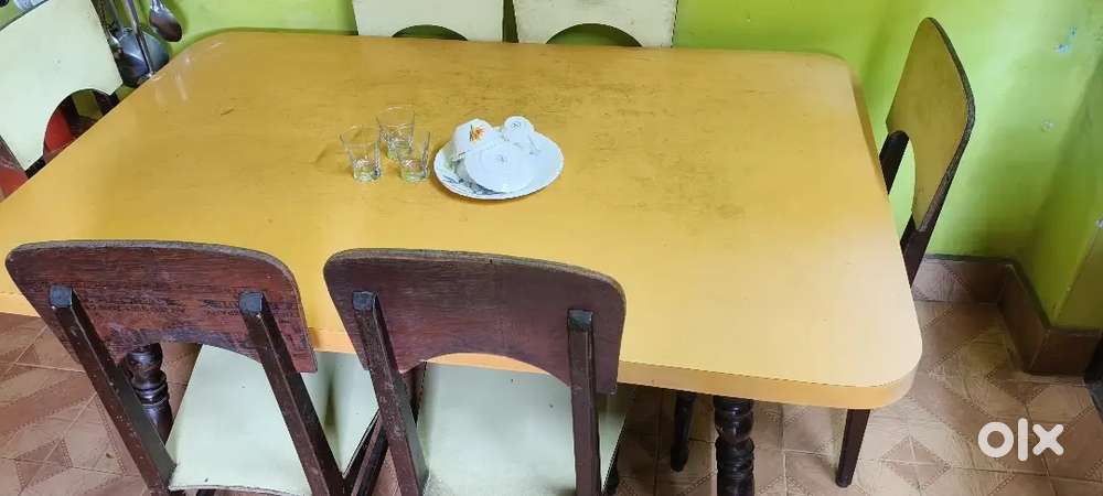 Dining table