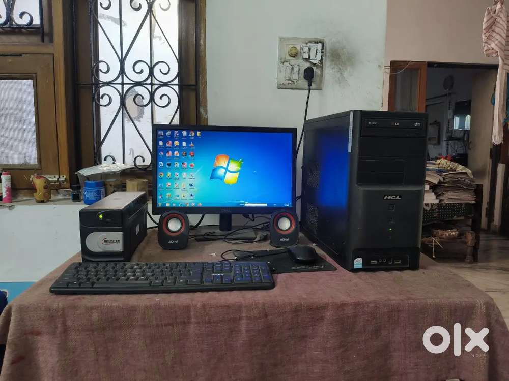 Dell Desktop computer selling