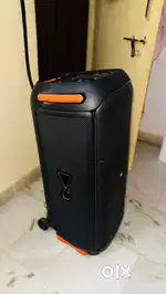 JBL partybox 710