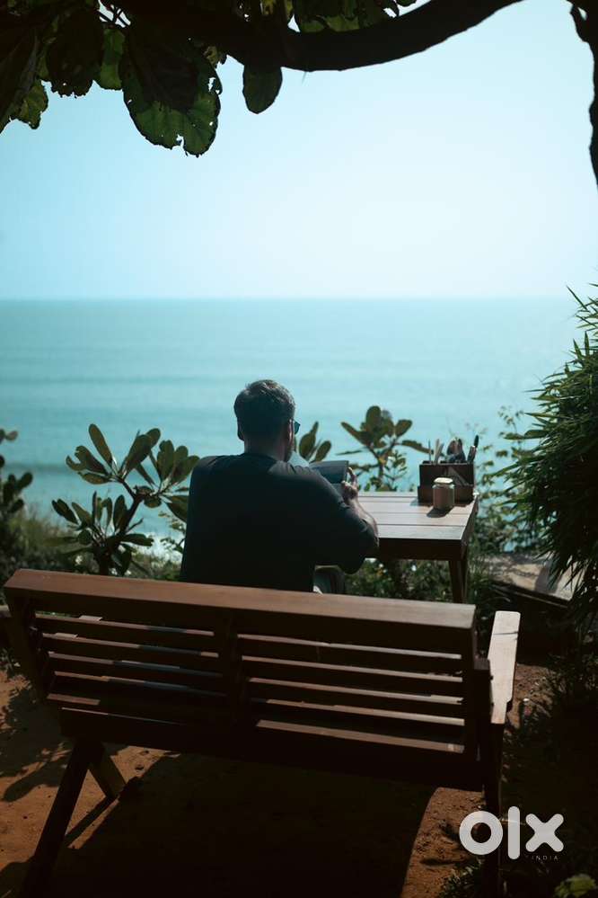 Looking for a supervisor at a cafe in varkala