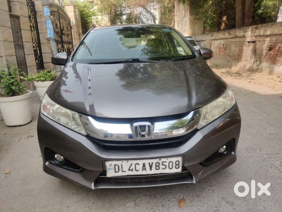 Honda City V AT, 2015, Petrol