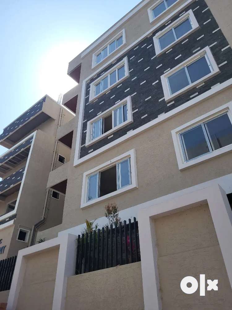 3BHK luxurious Flat For Sale in Banjara Hills Rd No.3