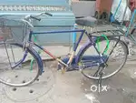 URGENT SALE AVON 26 T BIG SIZE BOYS CYCLE WITH FULL FITTINGS 2 KEYS