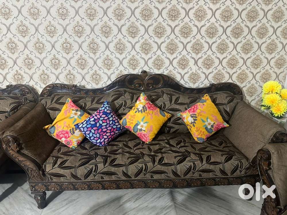 7 seater sofa in good condition