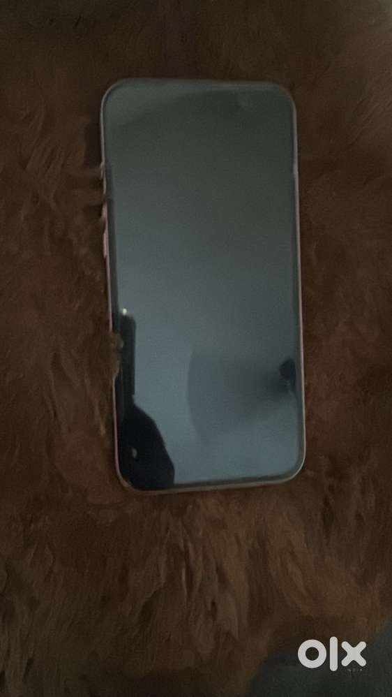 Iphone 16 plus pink colur