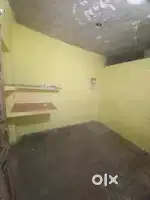 1 Medium Sized Room to Rent for Individual student ( Boy or Girl )