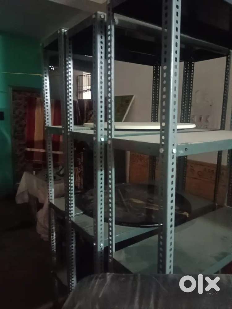 Iron rekh new brand hamari factory hai Kanta toli mein