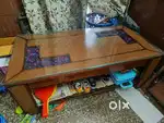 Decorative center table