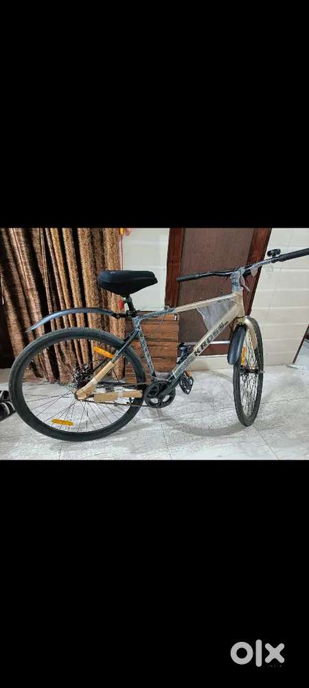 Kross road bike (bicycle) (cycle)