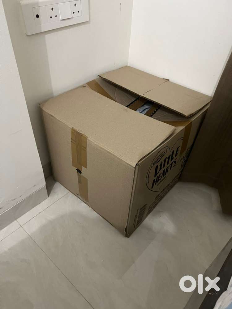 20 Moving Cartons & Protective Carton Sheets – Perfect for Shifting
