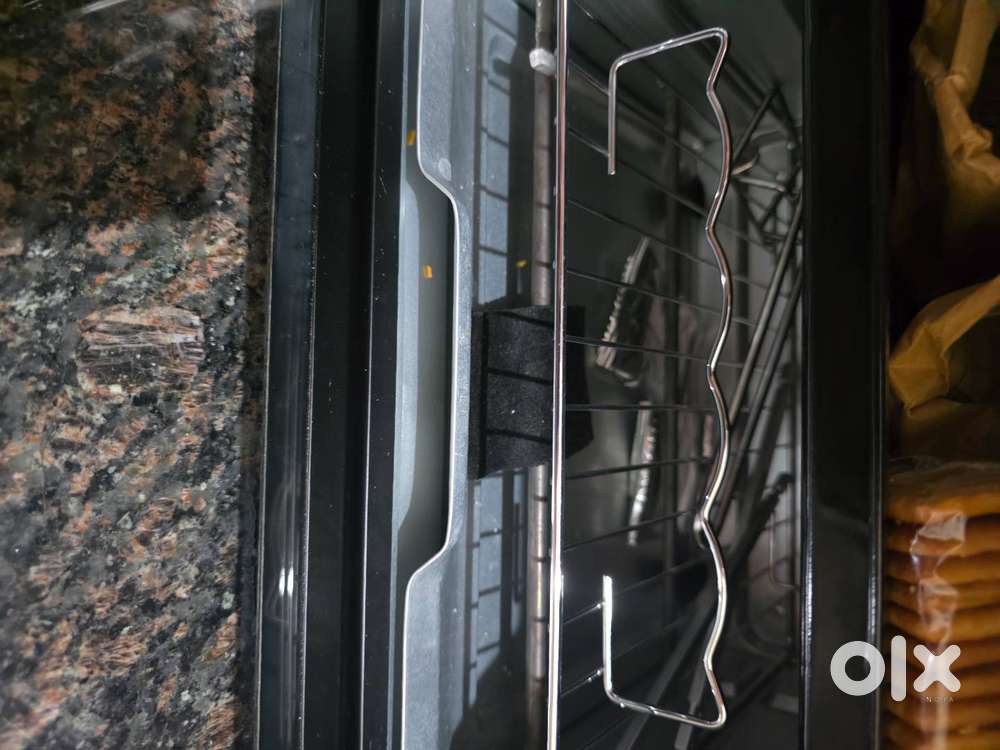 usha brand ,,otg ,,more than 2 years bt no use