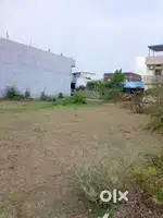 ब्रमपुरी रोड इंदौर भोपाल हाईवे के पास