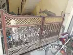 सुंदर एवं भव्य डिजाइन वाला लोहे का प्रवेश द्वार एवं रेलिंग!