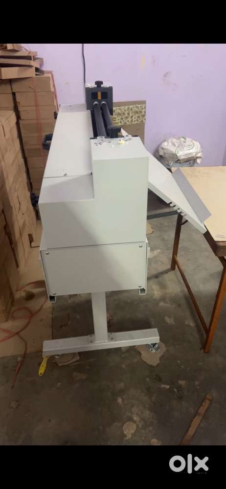 Paper gumming machine