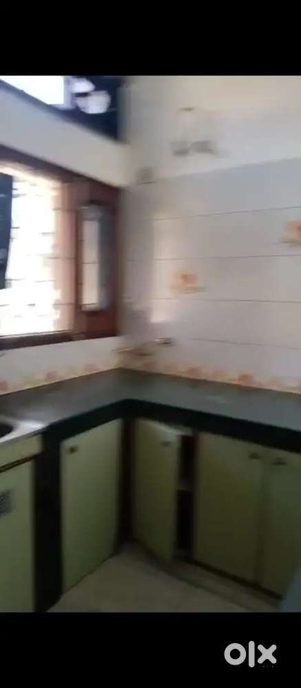 2bhk+1 sector 44 2nd floor