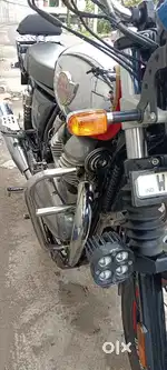 Royél Enfield Interceptor 650