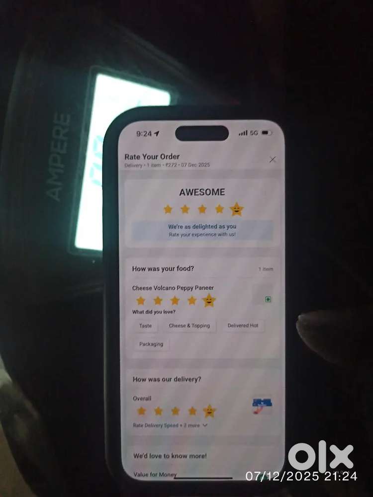 Dominos required delivery boys