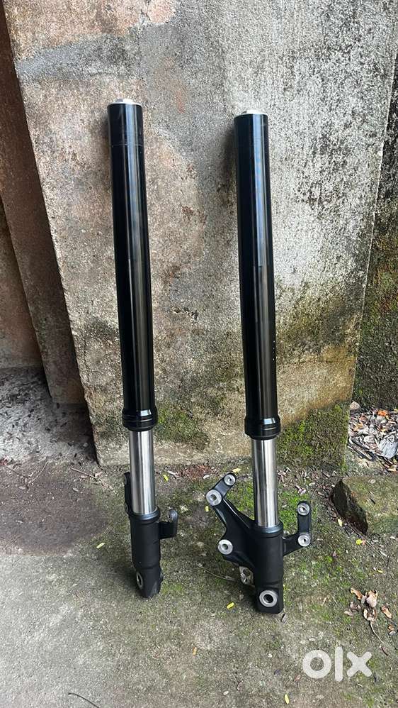Yamaha  R15 and mt 15 usd fork assy available