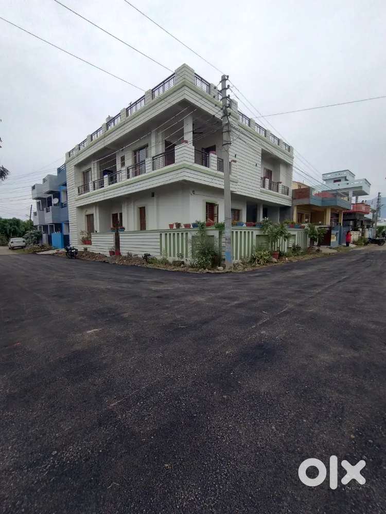 Elegant 2 BHK Home Close to Gurukul School
