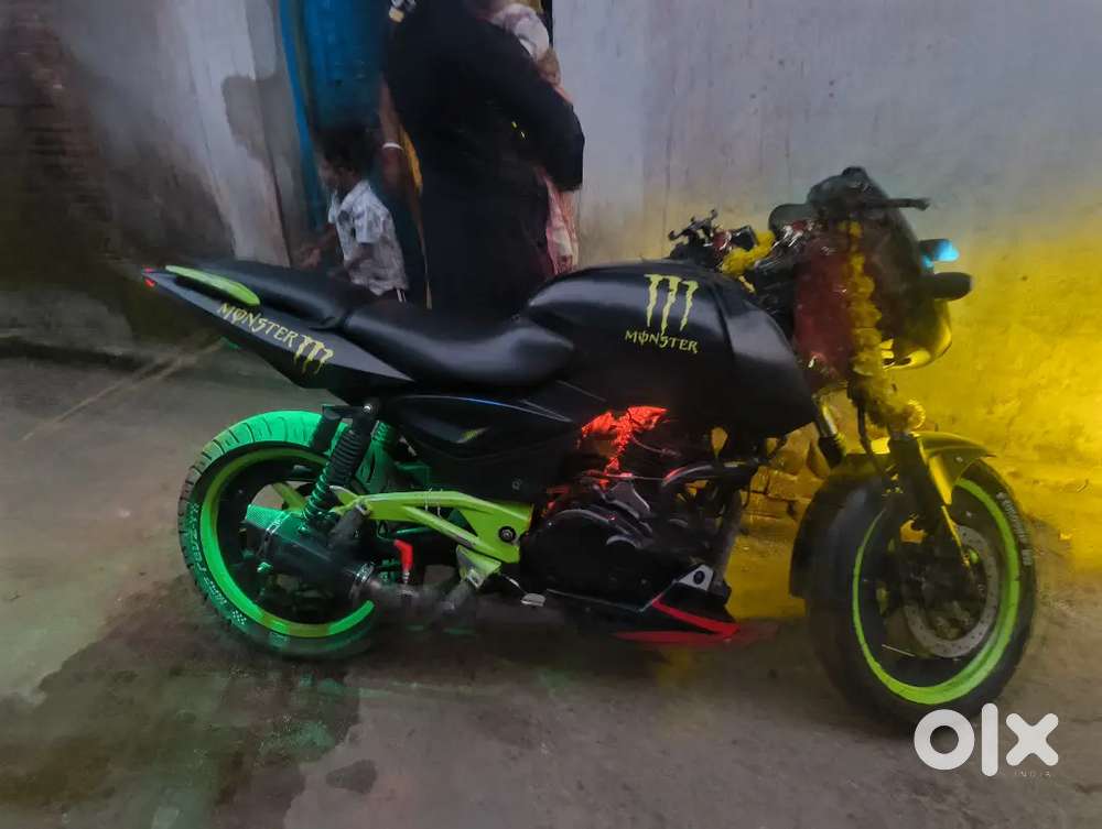 Pulsar 180 modified bike