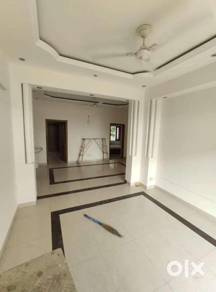 OWNER FREE 2 BHK GROUND FLOOR ONE ROOM FIRST FLOOR AVAILABLE DHAKOLI