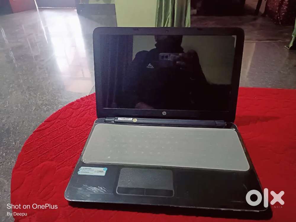 Hp 15s laptop window10  Amd Radeon prosessor