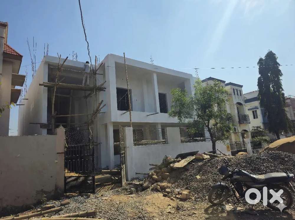 Suncity 80 feet bunglow