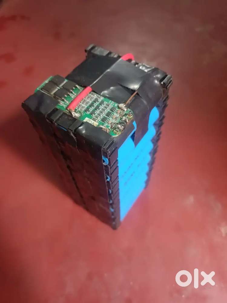 12 v 17.6 ah lithium ion battery pack