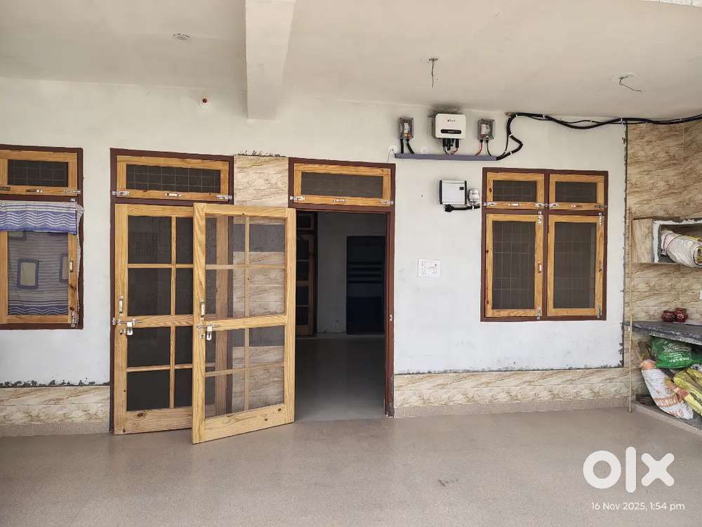 100 foota road near Hindustan petrol pump