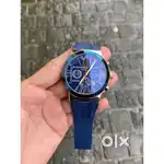 New Mens and womens stylish watches