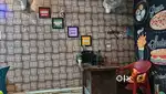 Pizza corner with chinies equipment
