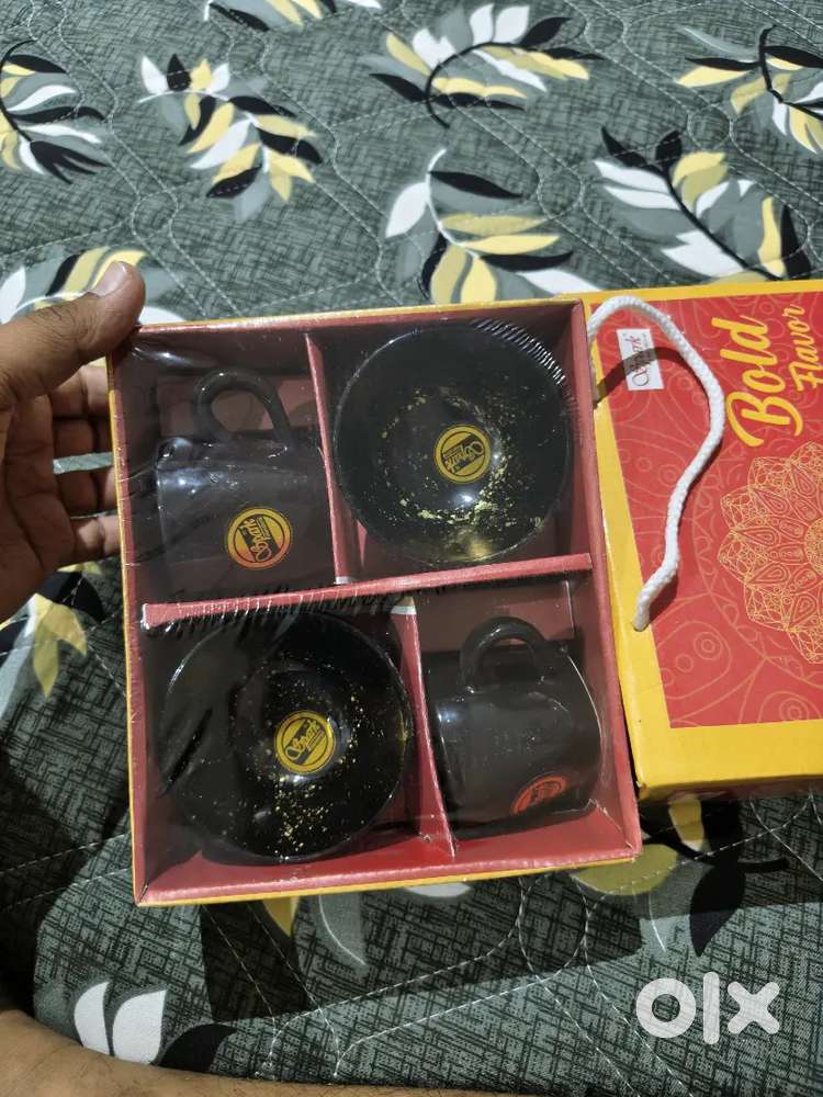 Cup and dish bulk gifting 100 pc available