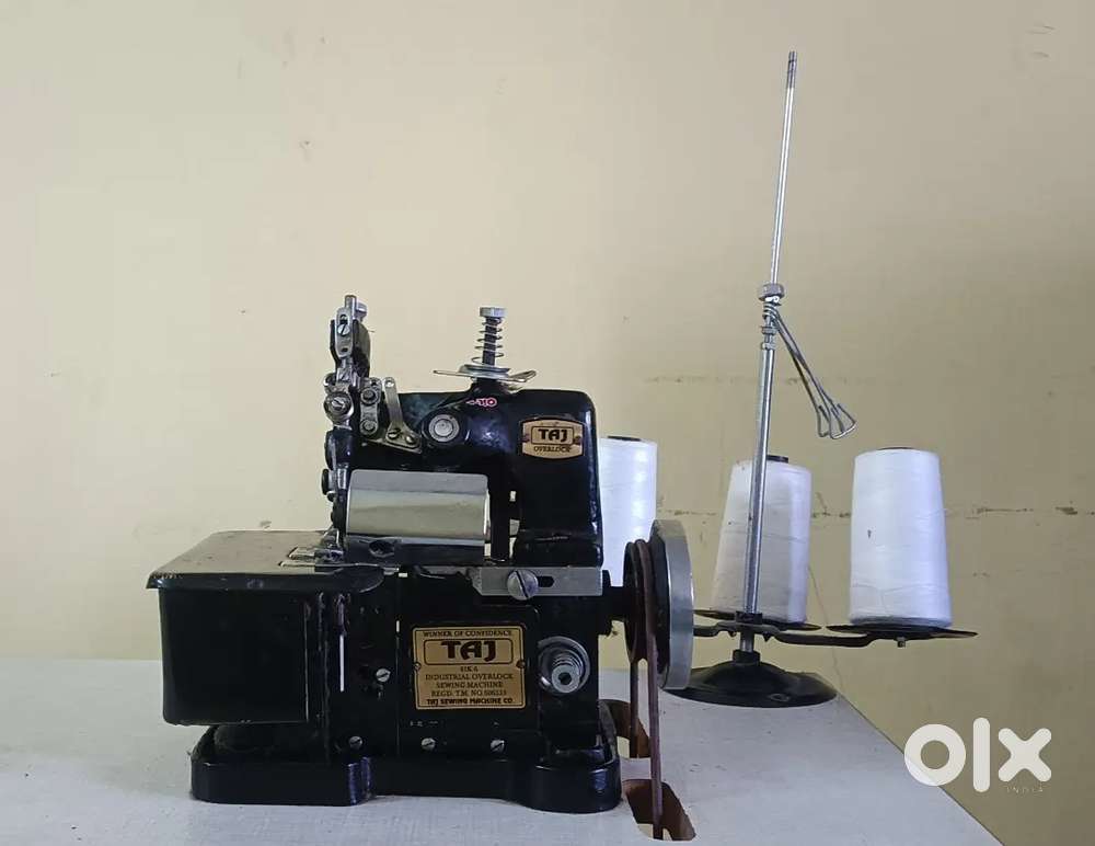 TAJ Overlock machine