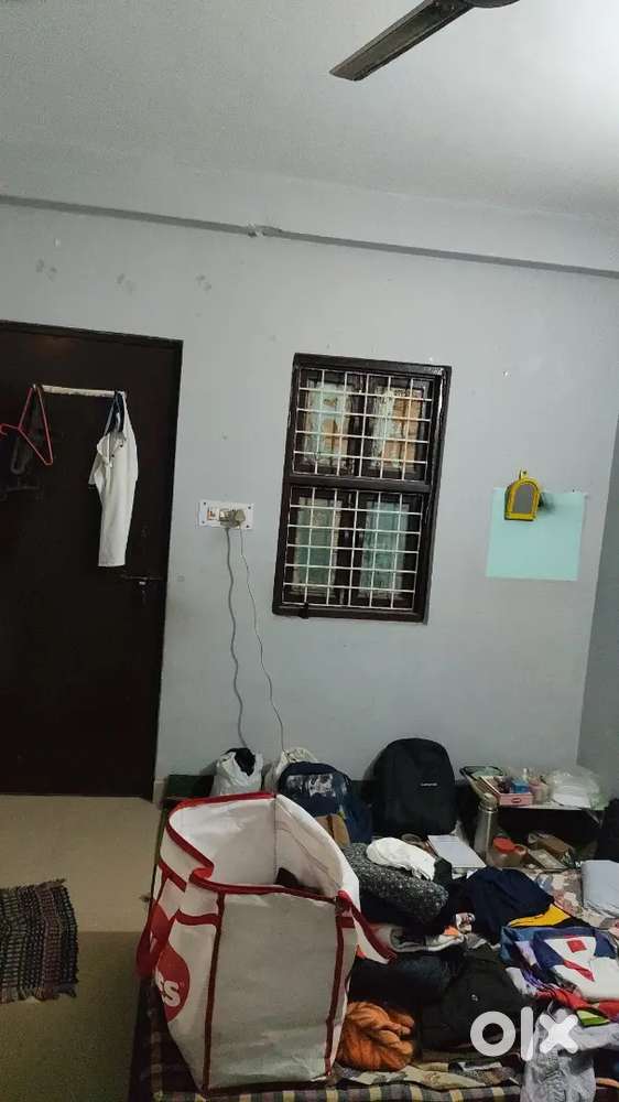 Room partner required