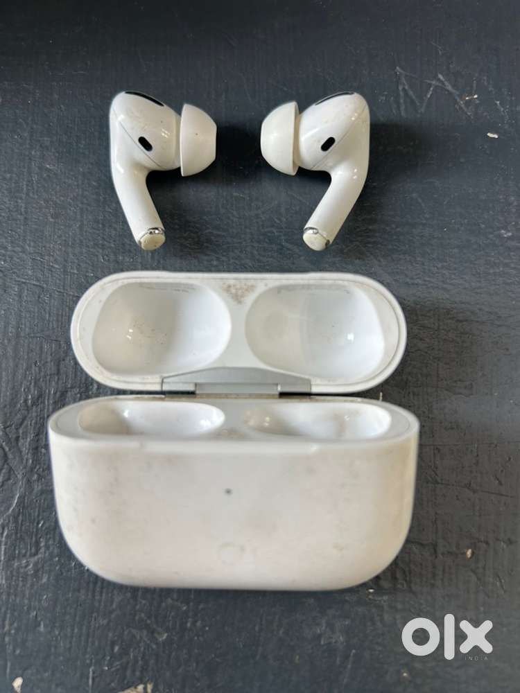 Apple air pods pro 1st gen
