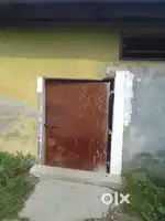Urgent sale 2Room with kitchen bathroom toilet and well