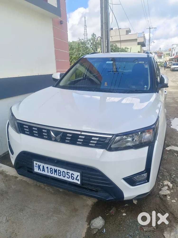Mahindra XUV300 2024 Petrol Well Maintained