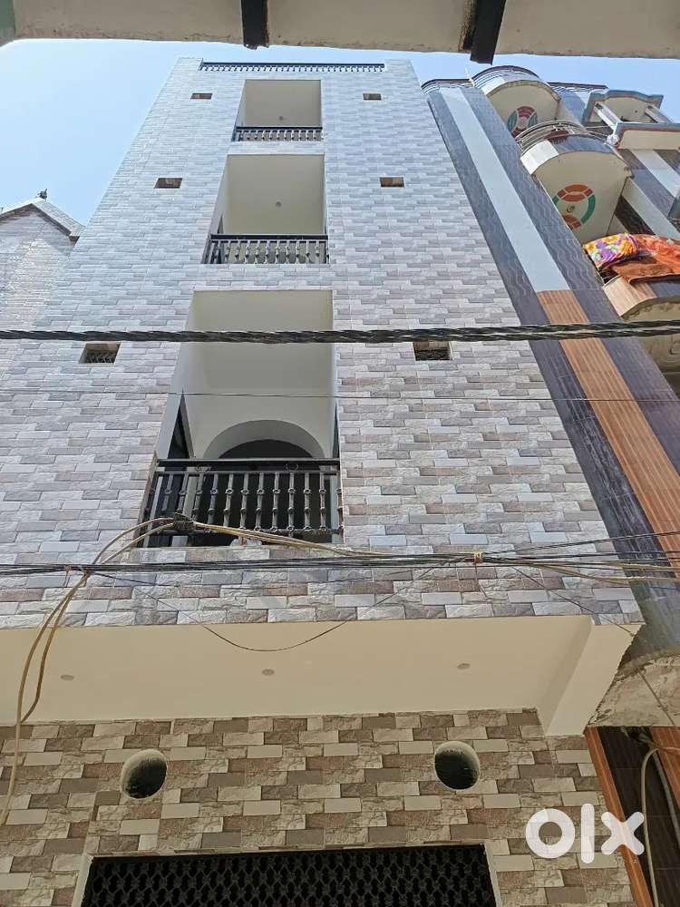 Independent Specious 1 bhk floor available for rent