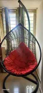 Swing, foldable Study Table