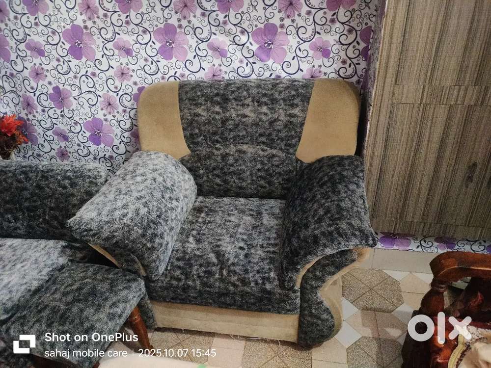 Sofa  set good condition