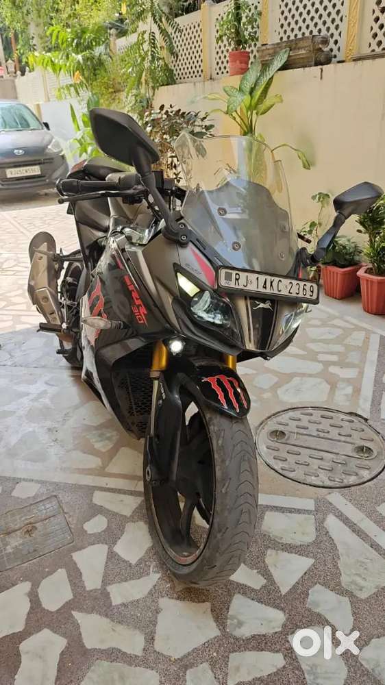 Lastest brand new tyre installed rear and Extra HCG lights installed