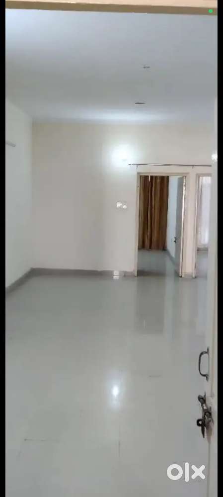 3bhk floor 200gaj